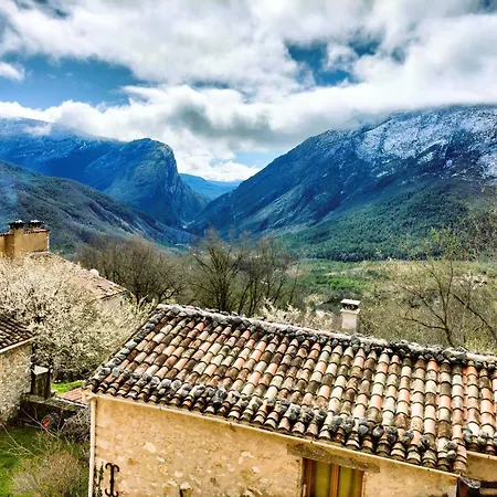 Tatil Evi Maison Du Chateau, Serenite Au Coeur Du Verdon