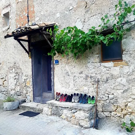 Chateau De Chasteuil - Au Coeur Du Verdon