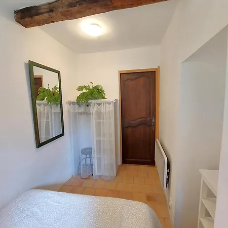 Сasa de vacaciones Le Petit Chateau De Chasteuil